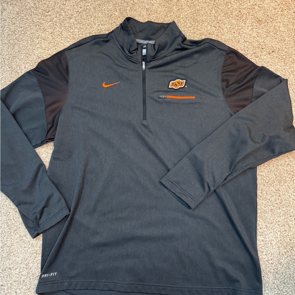 Oklahoma Sate Nike Dark Gray and Black Quarter-Zip Pullover, sz XL